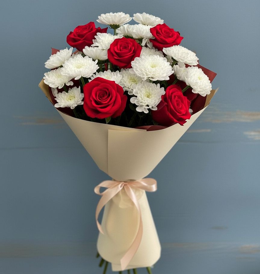 Букет цветов из: Розы и Хризантемы в Стрелке Краснодарского края