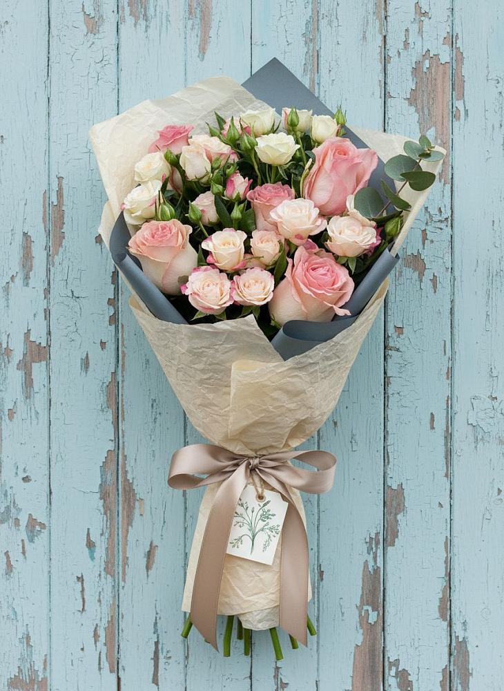 Букет цветов из: Розы в Стрелке Краснодарского края