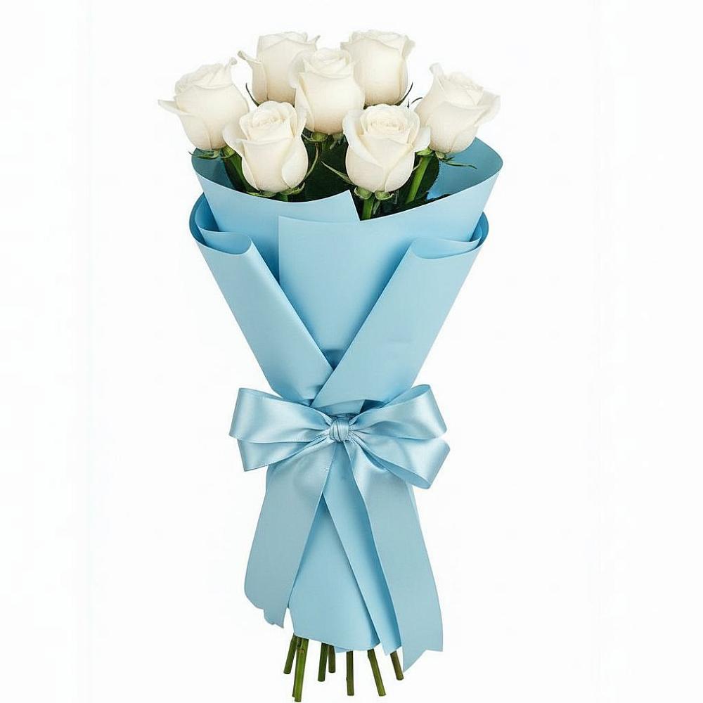 Букет 7 белых роз Проуд в Стрелке Краснодарского края