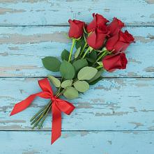 Букет Красные розы в Стрелке Краснодарского края
