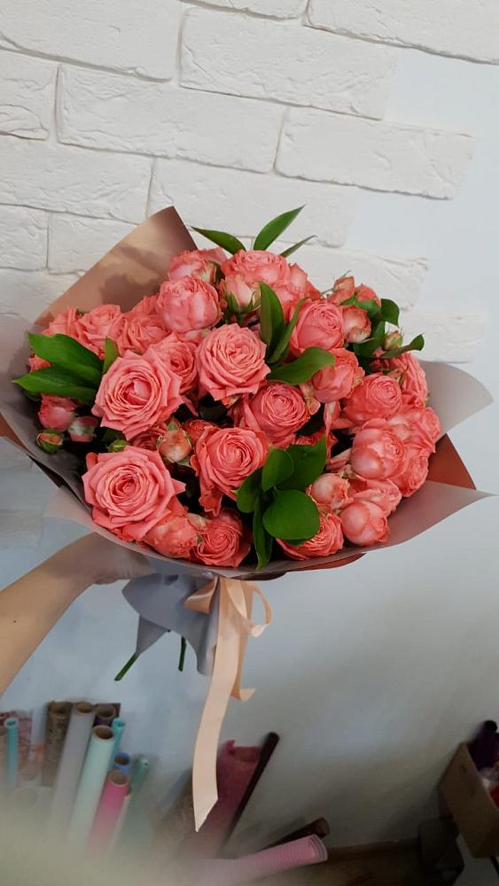 Букет цветов из: Розы в Стрелке Краснодарского края