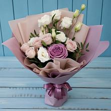 Букет цветов из:  Розы и Лизиантусы в Стрелке Краснодарского края