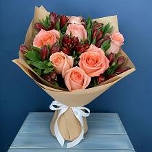 Букет цветов из:  Розы и Альстромерии в Стрелке Краснодарского края