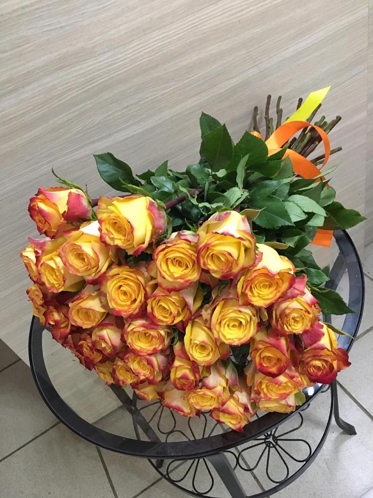 Букет Желтые розы в Стрелке Краснодарского края