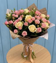 Букет цветов из:  Розы в Стрелке Краснодарского края