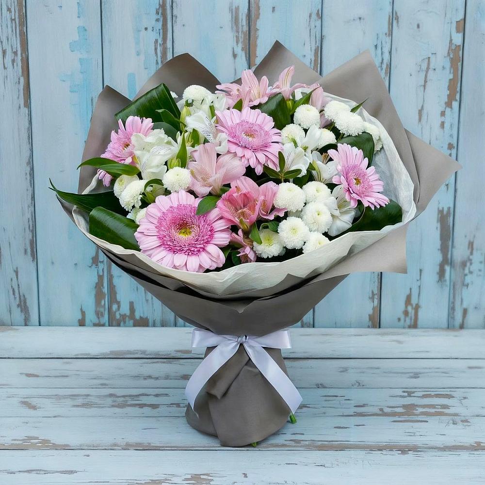 Букет цветов из: Герберы, Альстромерии и Хризантемы в Стрелке Краснодарского края
