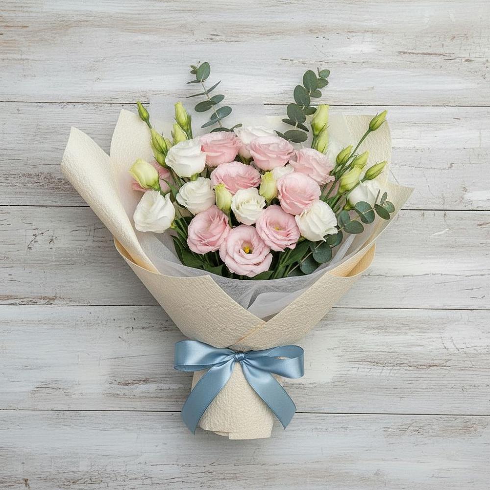 Букет цветов из: Лизиантусы в Стрелке Краснодарского края